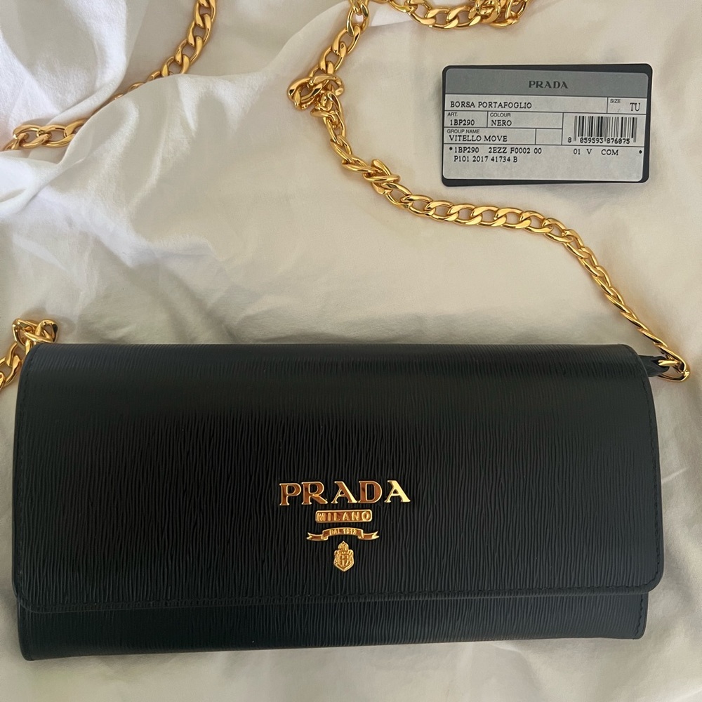 Prada Borsa Portafoglio Large Wallet on Chain